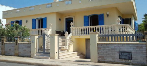 Casa Vacanza FRONTE MARE - Villa Libertà, Torre Pali